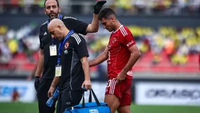 رسميا.. طبيب الأهلي يعلن إصابة شريف في العضلة الضامة