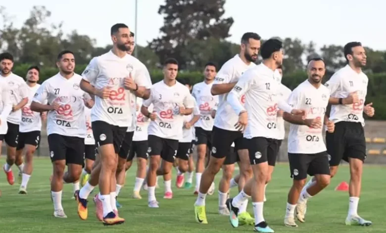 اتحاد الكرة يعلن حكام مباراتي مصر والجزائر