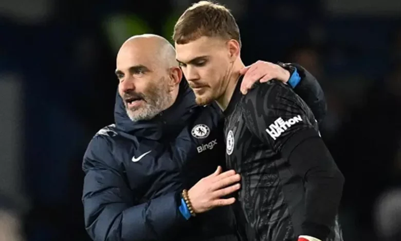 بحثًا عن المشاركة.. حارس تشيلسي يفكر في الرحيل