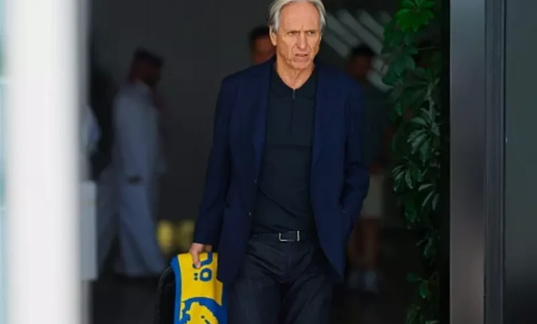 جيسوس ينتظر مصير الثلاثي قبل لقاء الخليج