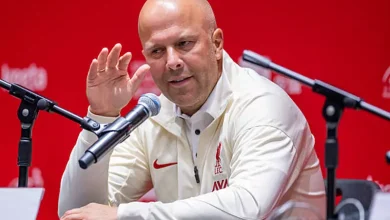 سلوت يتحدث عن.. لا مركزية فيرتز وعودة إيزاك