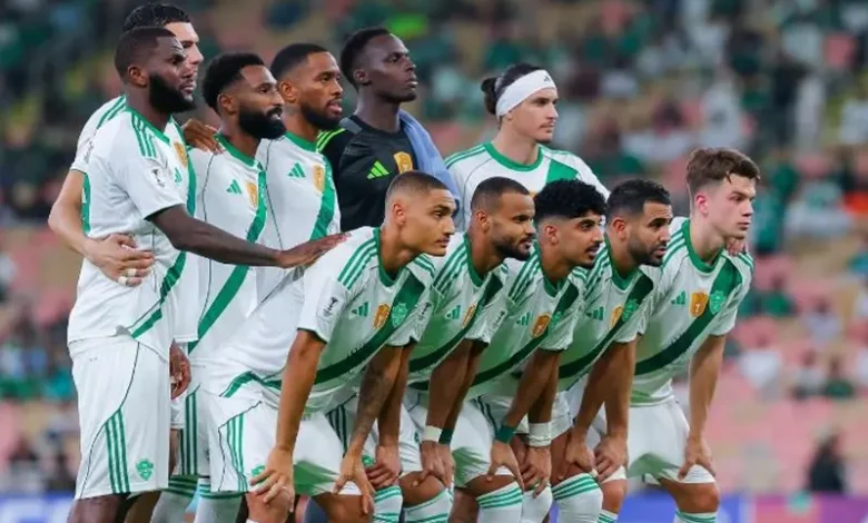 غموض موقف نجم أهلي جدة من المشاركة أمام القادسية