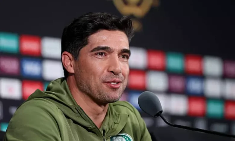 فيريرا يعلن بقائه مع بالميراس البرازيلي