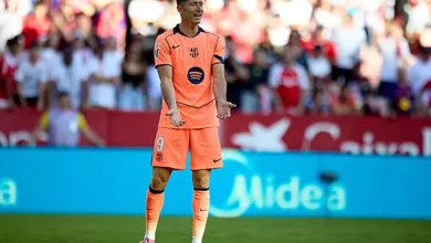 ليفاندوفسكي يحسم موقفه من التجديد مع برشلونة