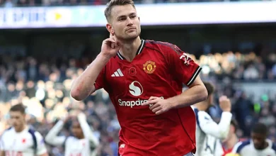 مدافع مانشستر يونايتد: استحقينا أكثر من نقطة ضد توتنهام