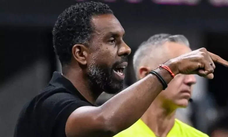 مدرب كولومبوس كرو يقترب من تدريب سيلتك